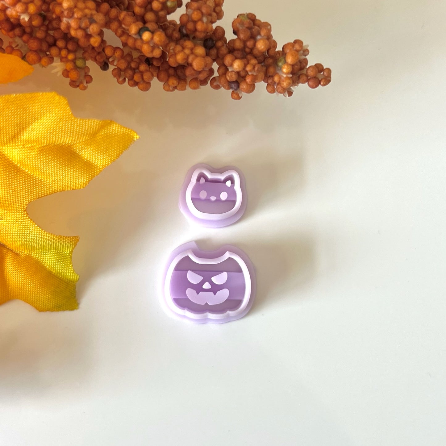 Cat in a Pumpkin Cutter (Set)