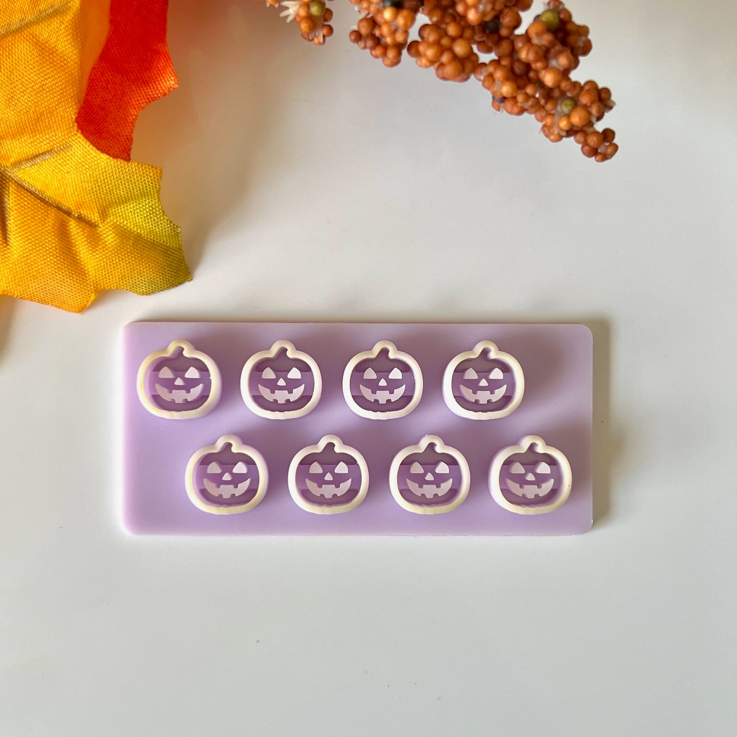 Jack O' Lantern Cluster Cutter