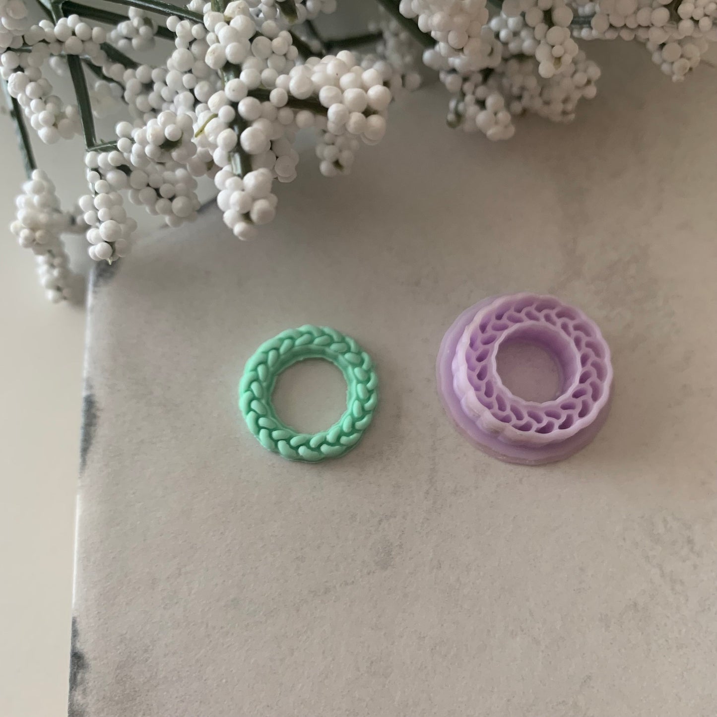 Christmas Wreath Cutter | 0.75"-1.25" | Winter Polymer Clay Holiday Christmas Earrings
