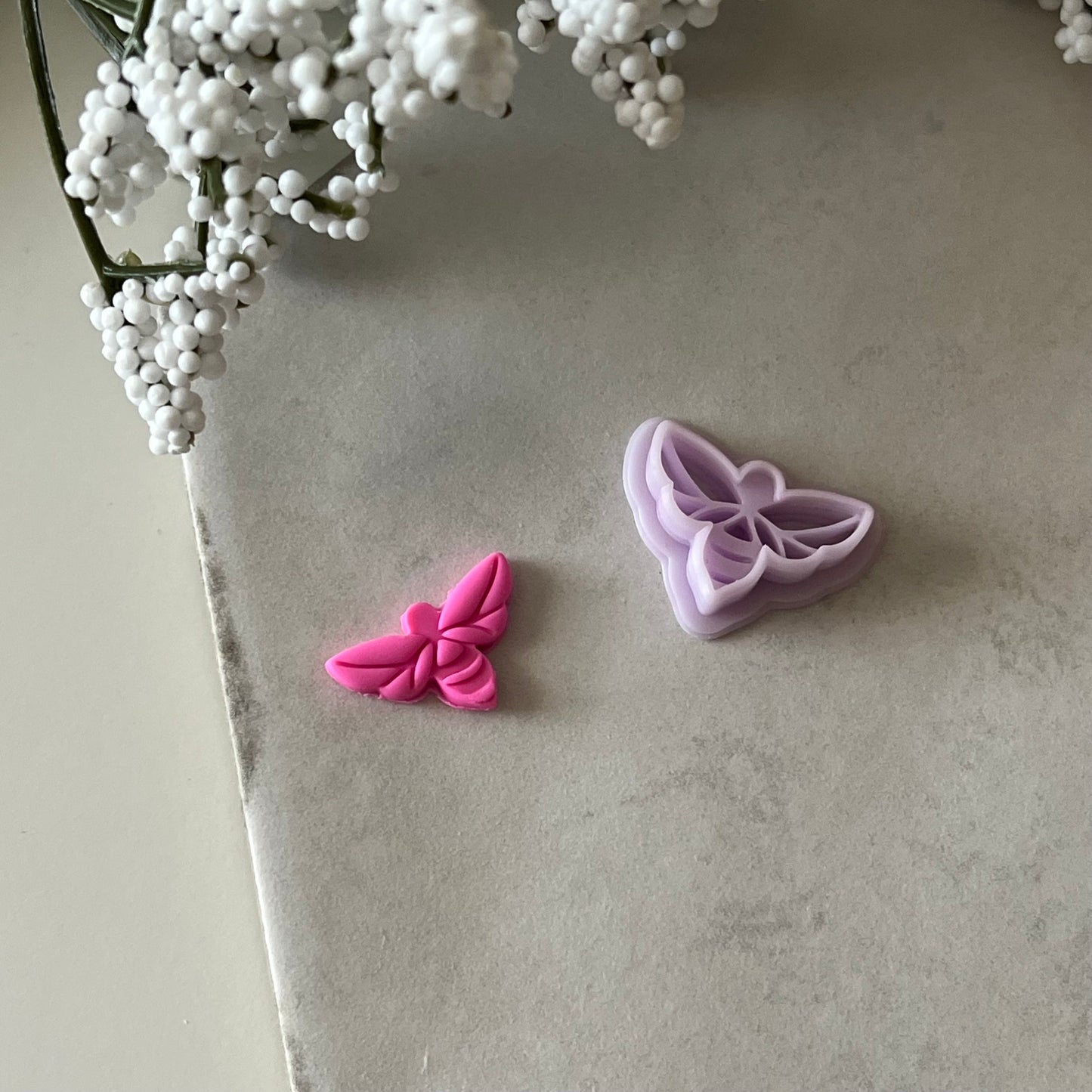 Bee Cutter | 0.75"-1.25" | Polymer Clay Cutter Earrings