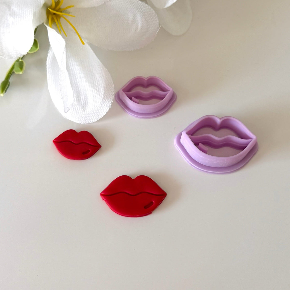 Kiss Lips Cutter | 0.75"-1.25" | Polymer Clay Cutter Earrings