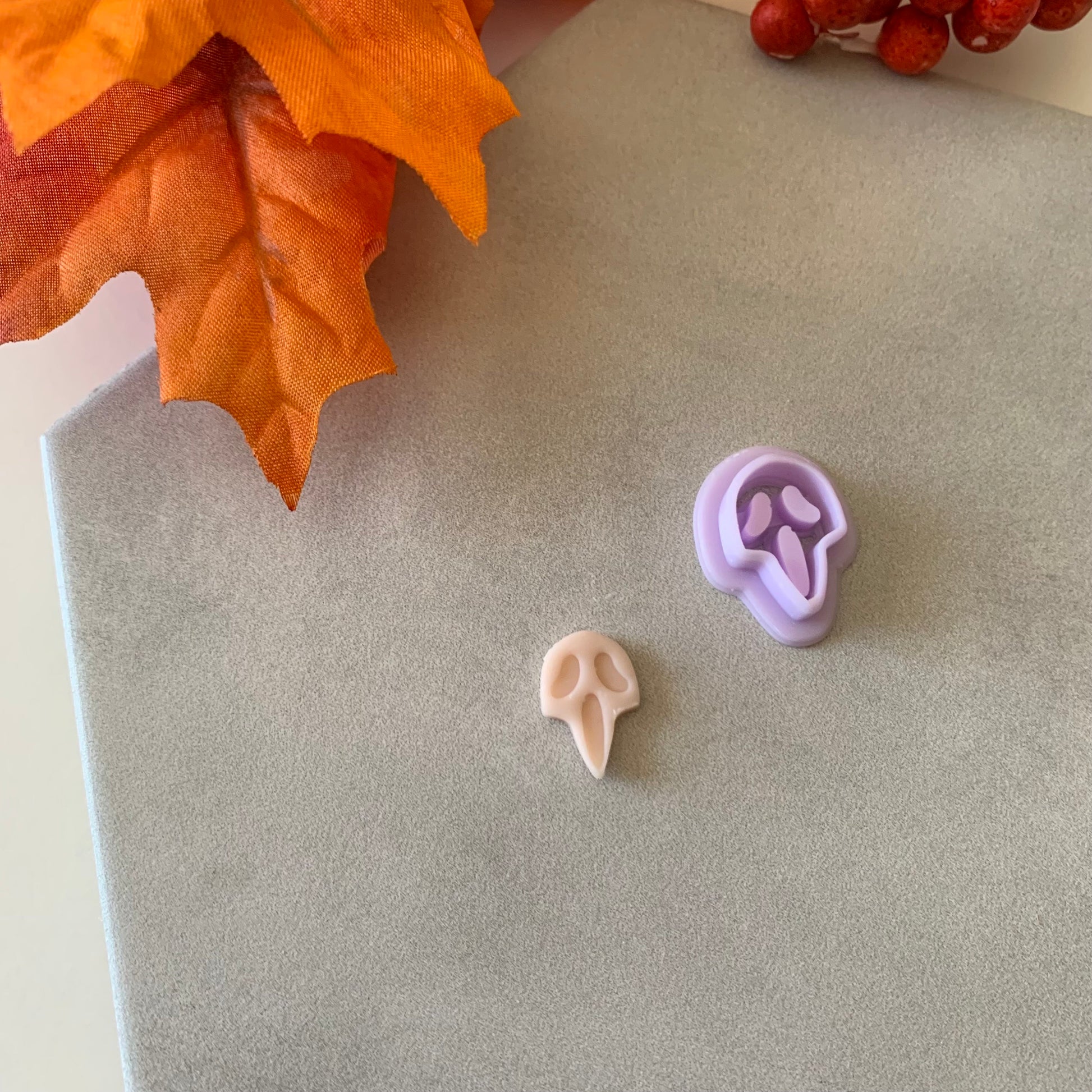 Scream Cutter | 0.75"-1.25" | Polymer Clay Cutter Autumn Clay Cutters Fall Scary Ghoul Halloween Earrings Autumn Clay Cutters