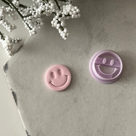 Smiley Face Cutter | 0.75"-1.25" | Polymer Clay Cutter Earrings